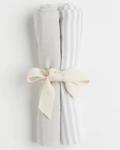 Set of 2 baby blankets made of cotton