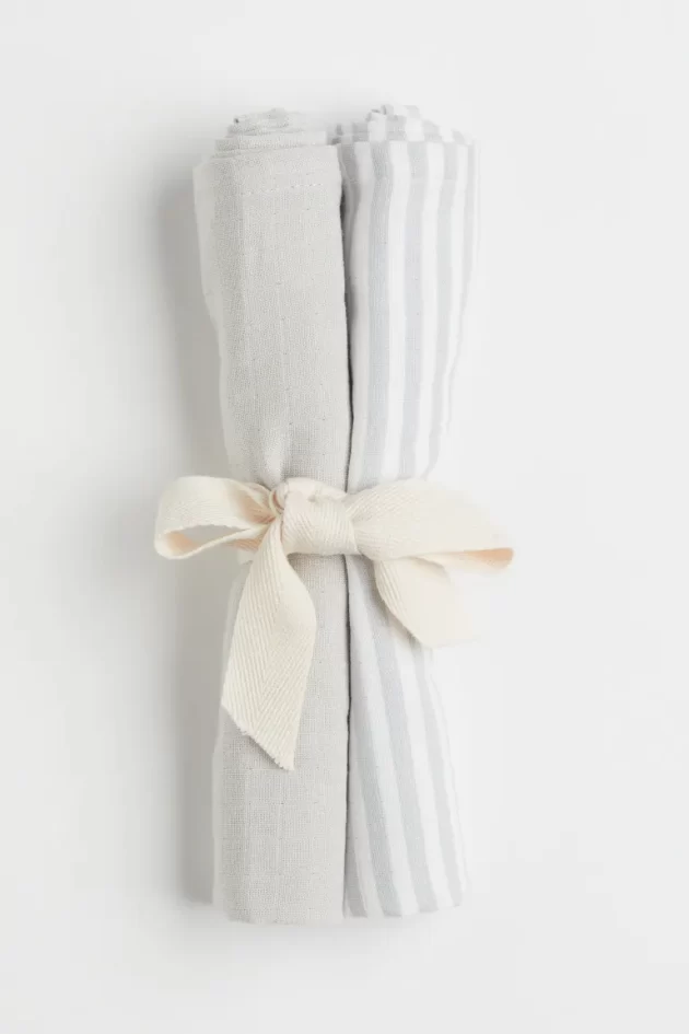 Set of 2 baby blankets made of cotton